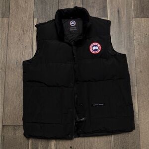 Canada Goode vest